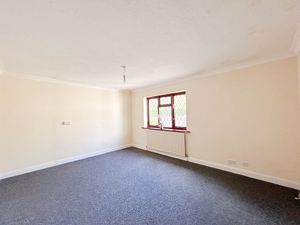 Bedroom- click for photo gallery